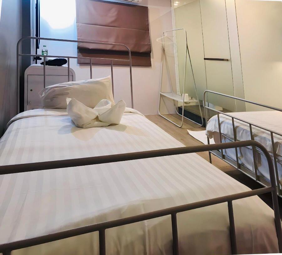 Bedspread Hostel (Adults Only) Bangkok Eksteriør bilde